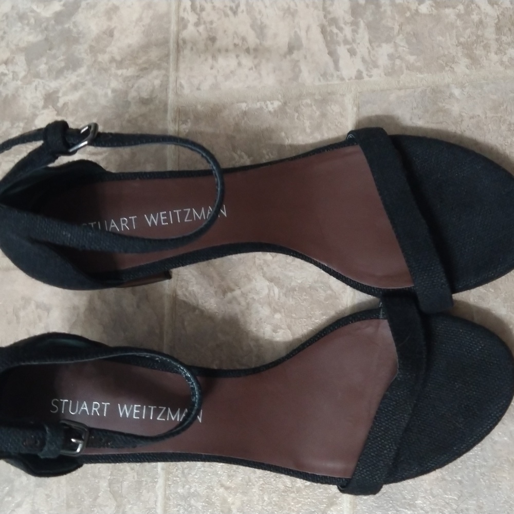 Stuart Weitzman 7.5 Sandals